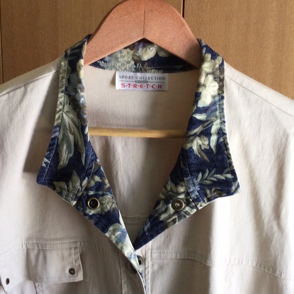 Jean Vibe Casual Jacket with Floral Accent - Picture 1 of 7